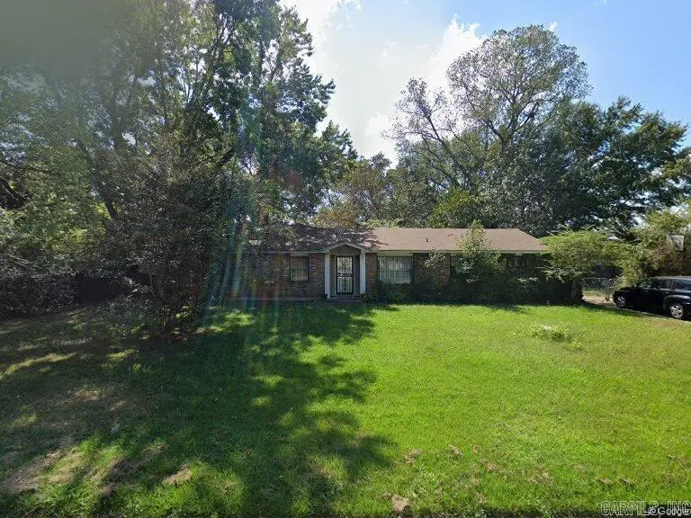 3106 S Taft Street, Pine Bluff