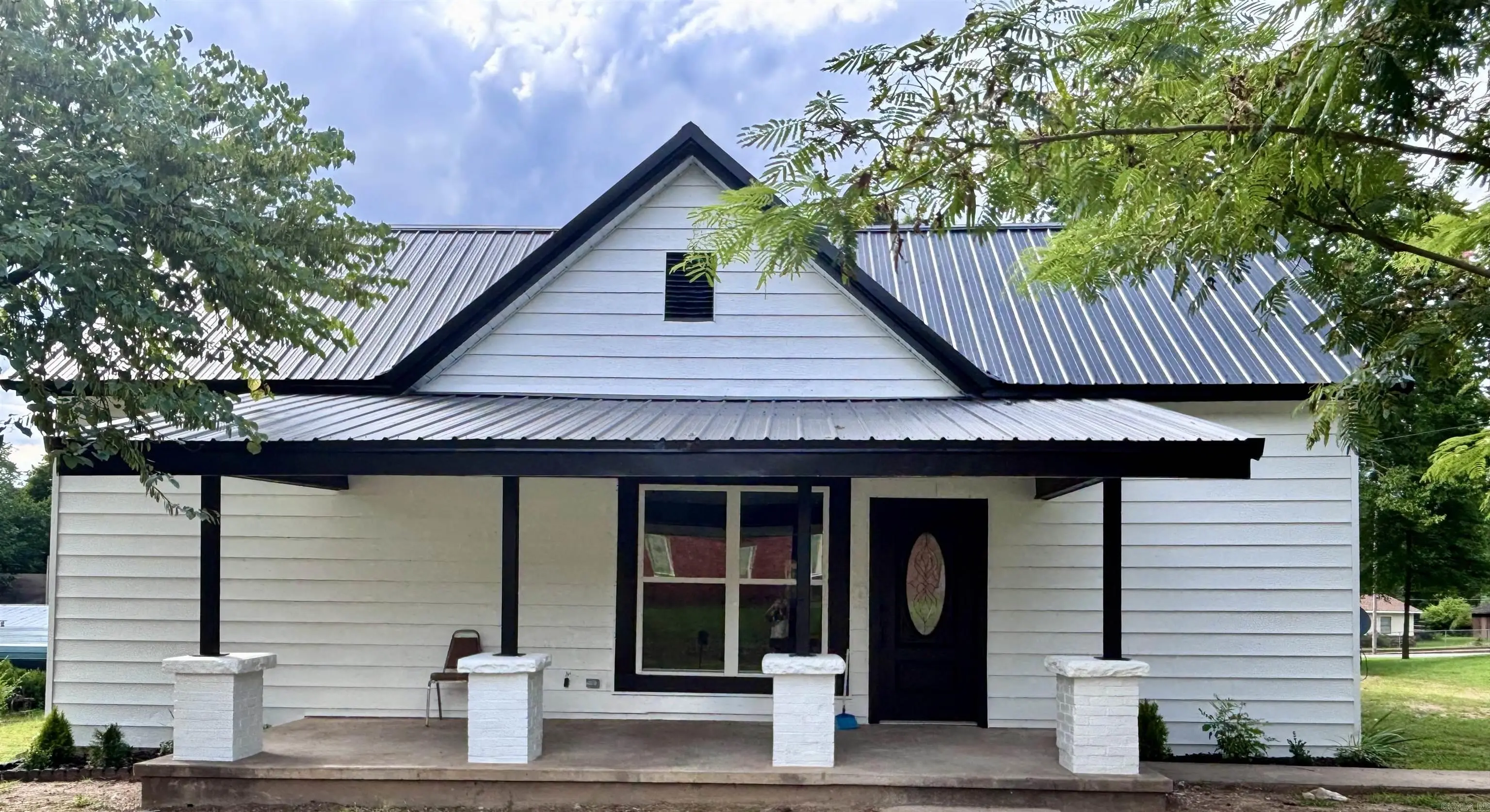 225 S Seminary Street, Lamar