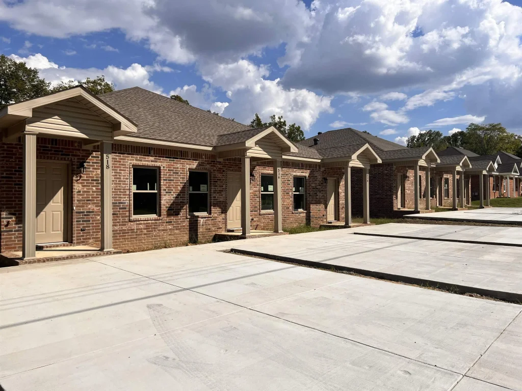 508 And 510 N Oak St, Searcy