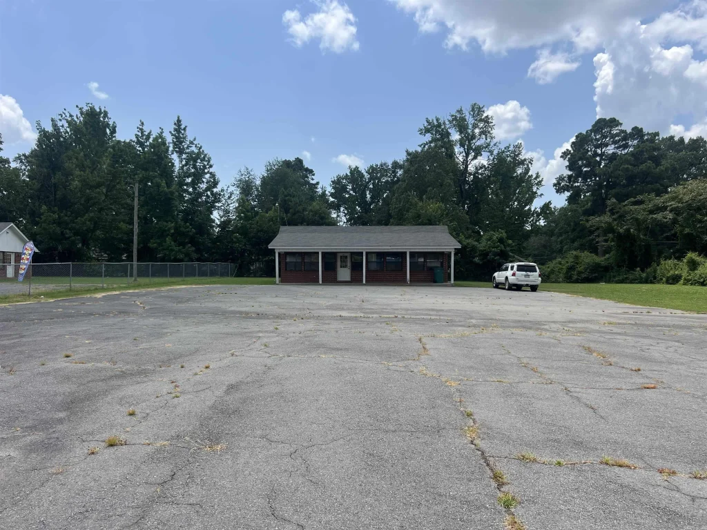 5412-5414 Dollarway Road, Pine Bluff