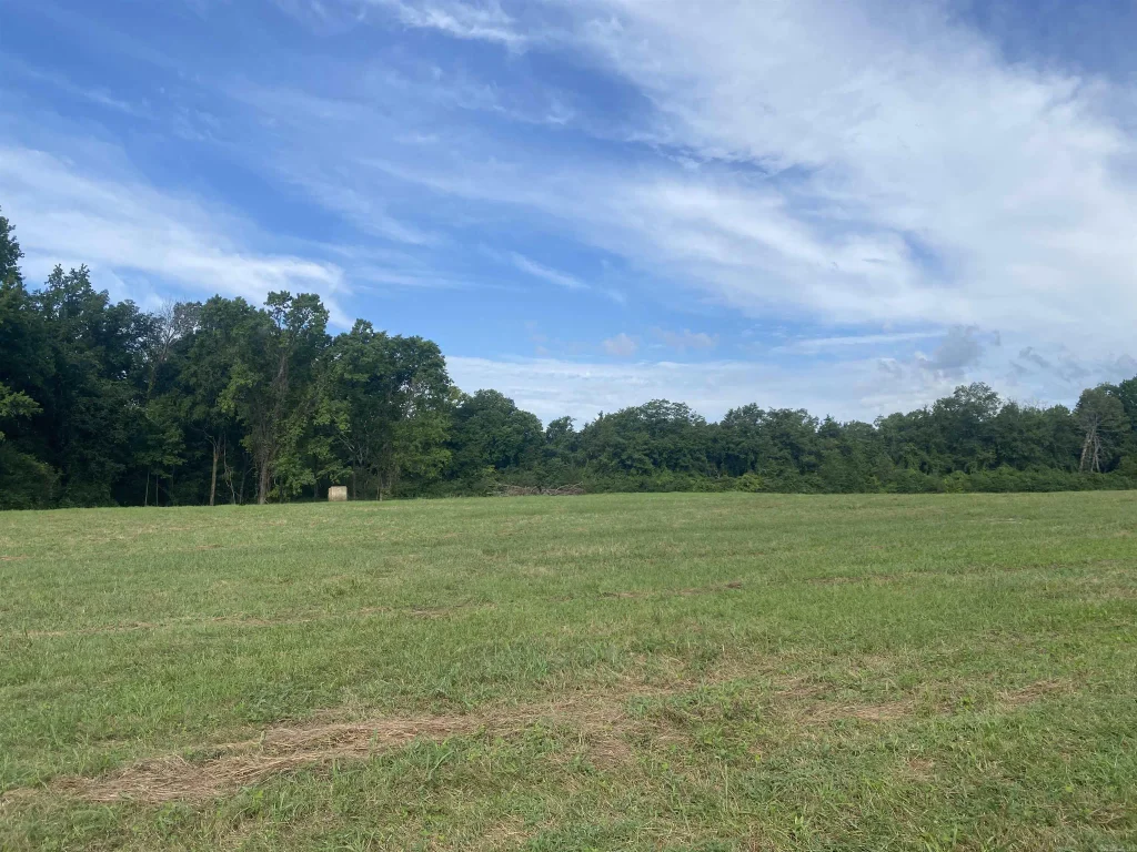 591 (a) Hwy 27 North Highway, Story