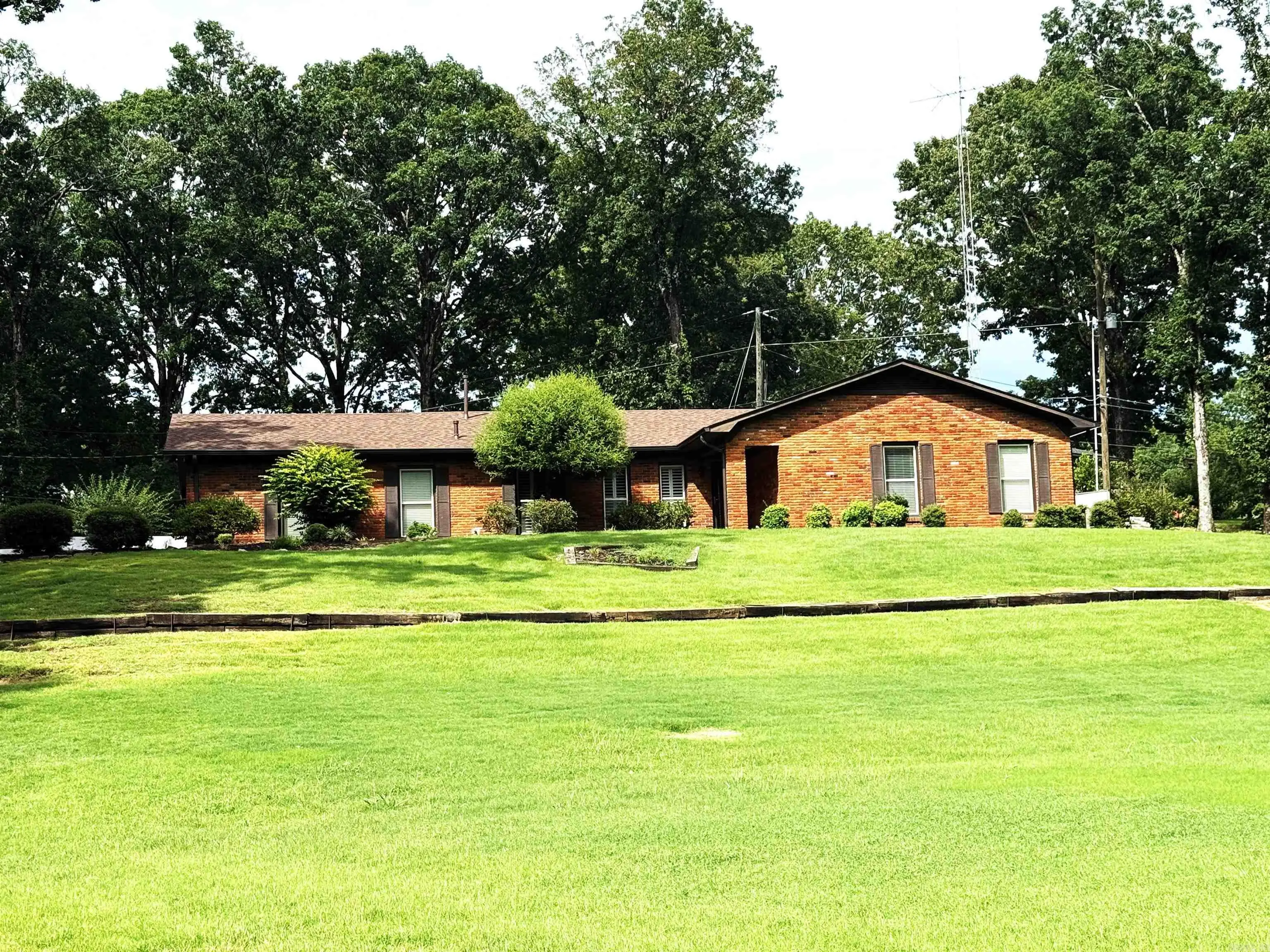 1910 Hess Lane, Wynne