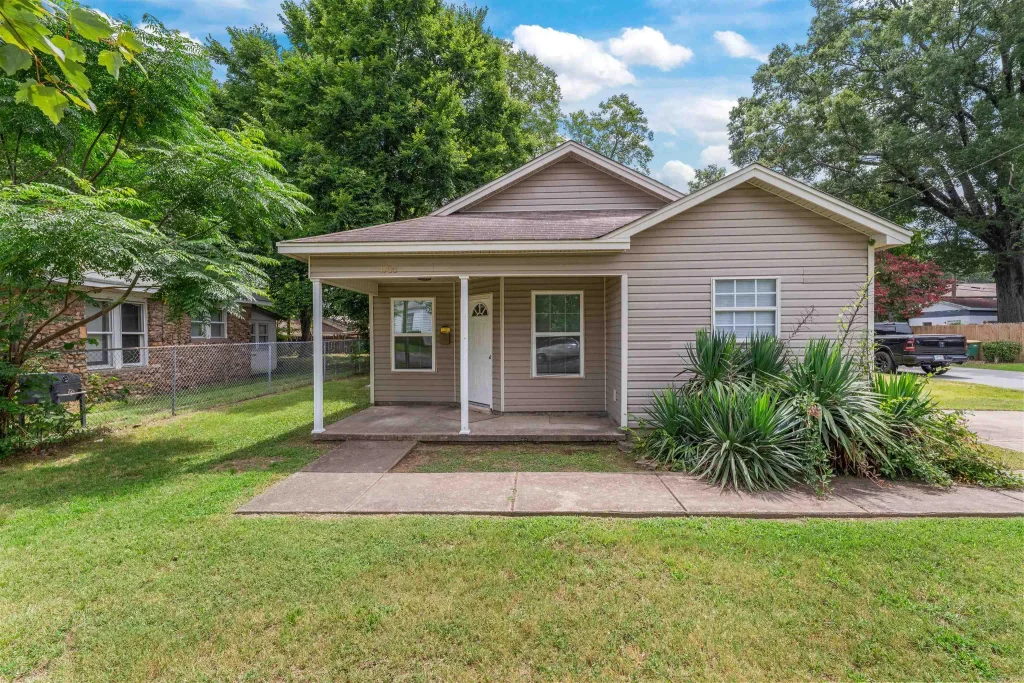 1700 Schaer, North Little Rock