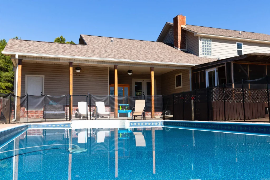 451 Glenwood Trail, Lamar