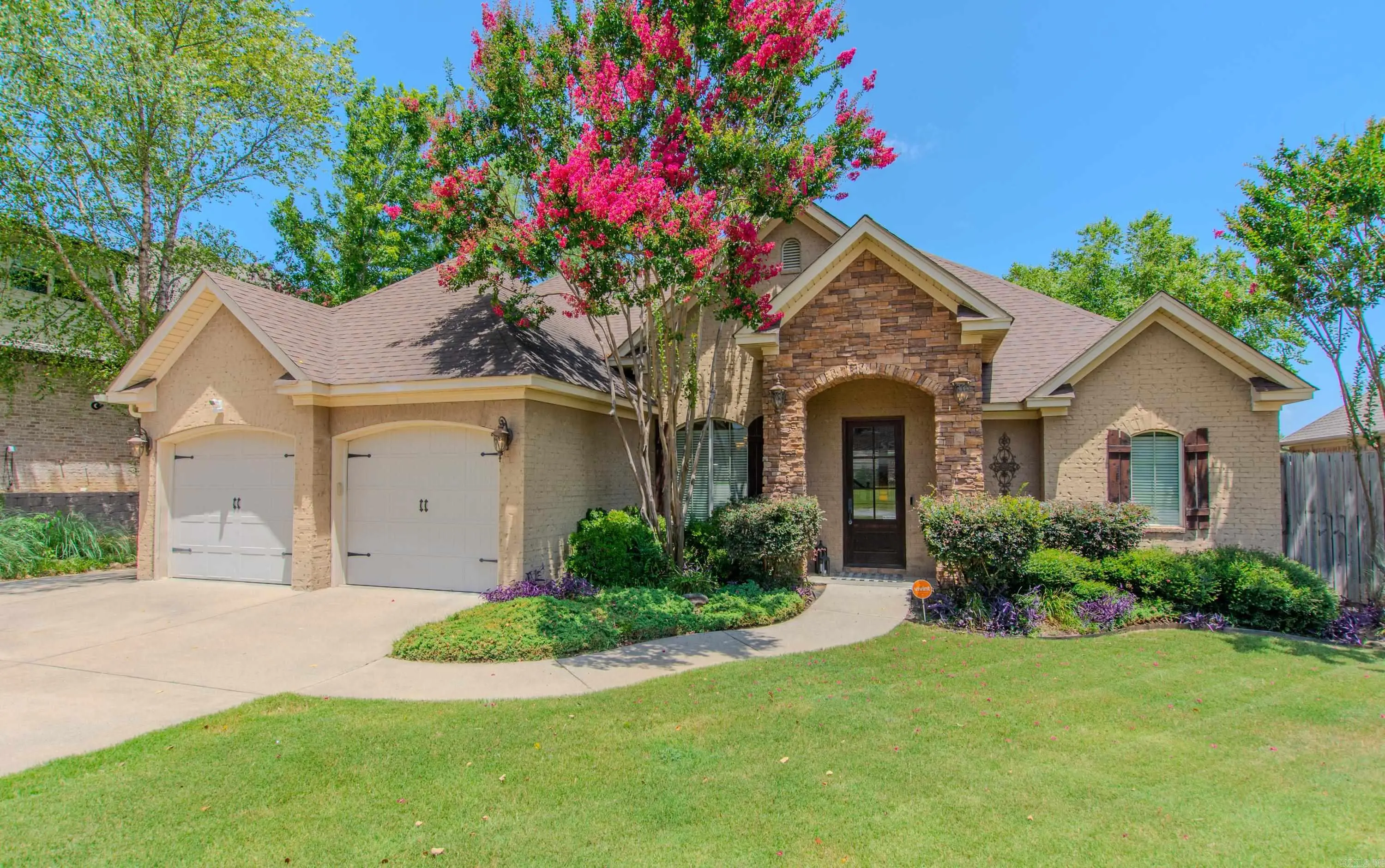 3611 Robinwood Circle, Bryant