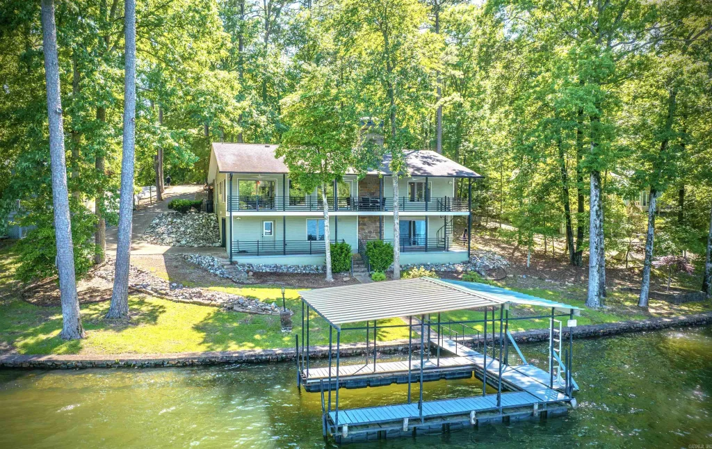 9 Llana Lane, Hot Springs Village