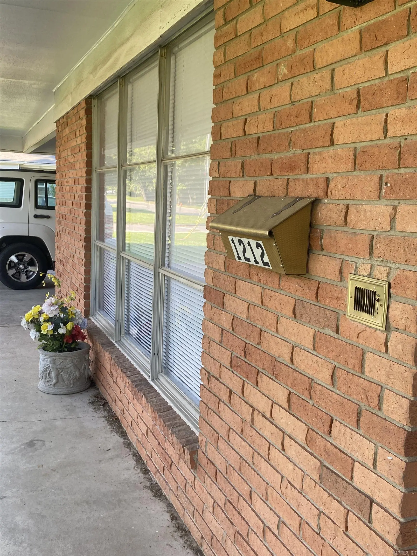 1212 Donaghey Ave., Conway