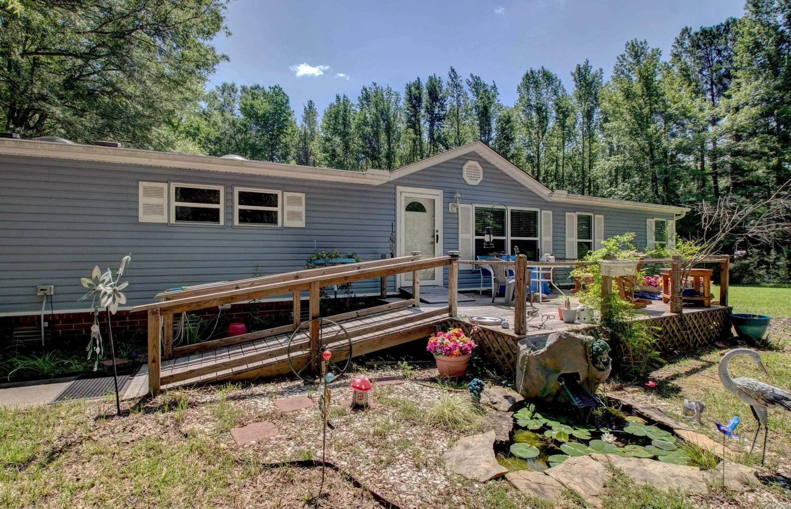 97 Summerwood, Cabot