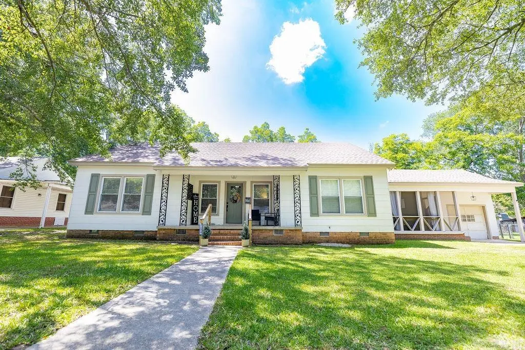 1513 W Faulkner St, El Dorado