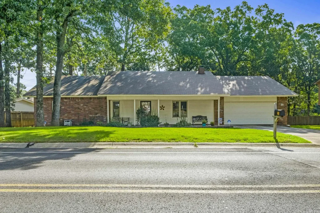 20 Oakbrooke Drive, Sherwood