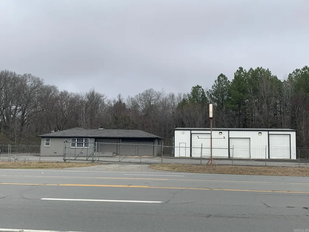 567 Hwy 65 E, Conway