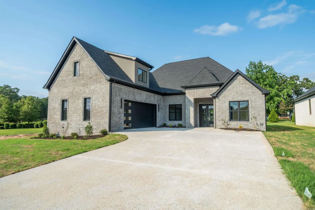 139 Arlington Park Drive, Hot Springs