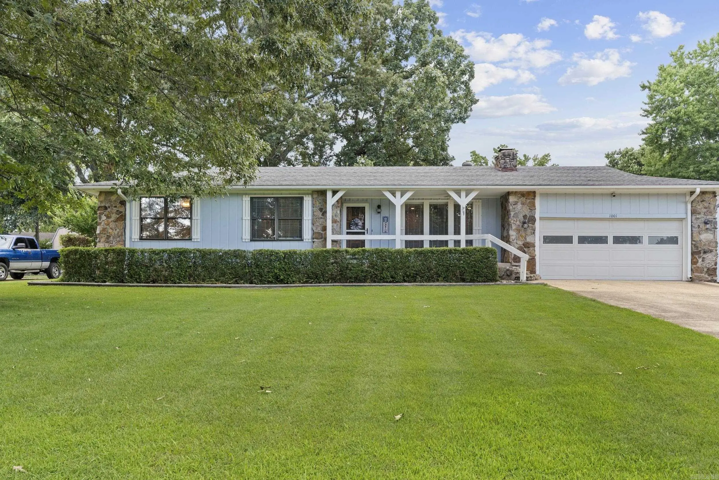 1001 Heatherdown Trail, Mountain Home