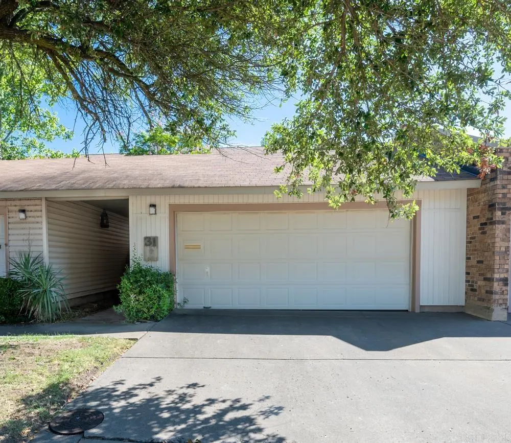 31 Hampshire Circle, Little Rock