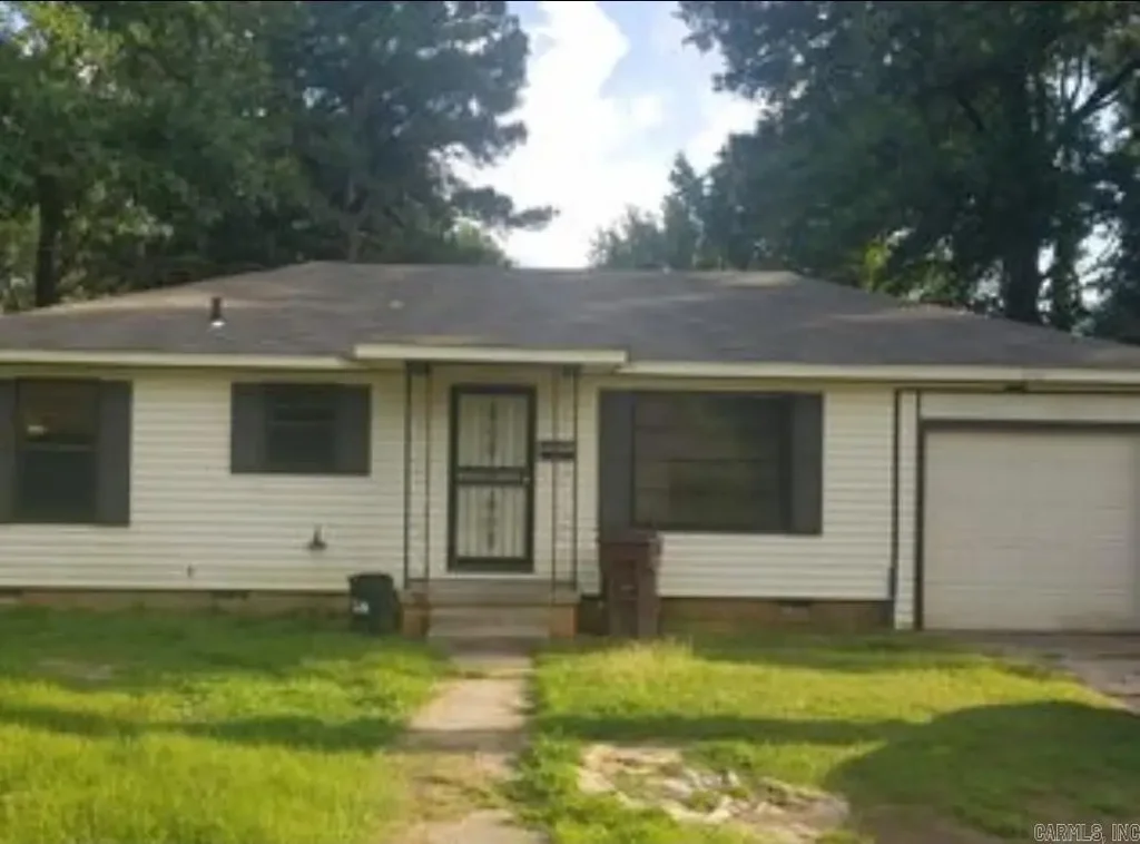 2101 W 24th Avenue, Pine Bluff