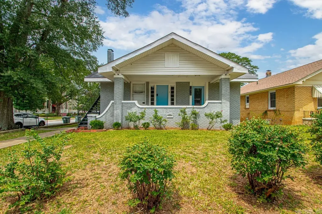 1870 S Izard Street, Little Rock