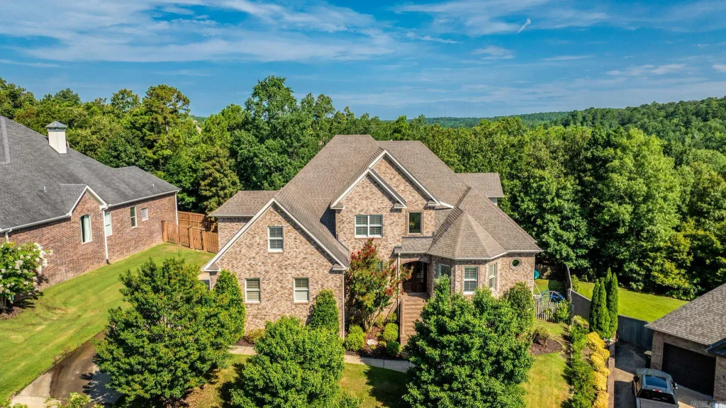 8 Ledge Rock Cove, Little Rock