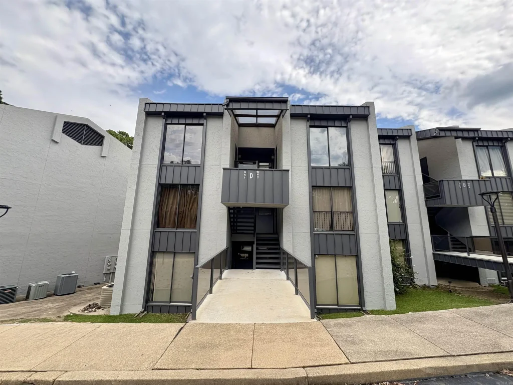 270 Lake Hamilton Drive, Hot Springs