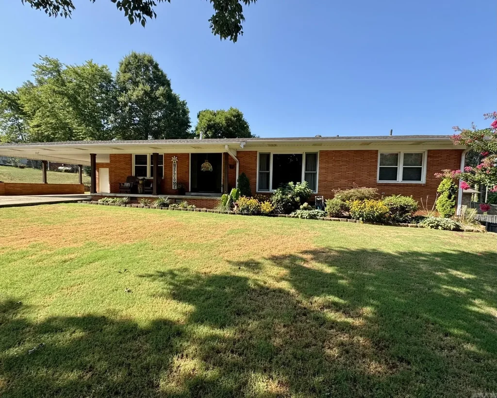 703 Center Street, Harrisburg