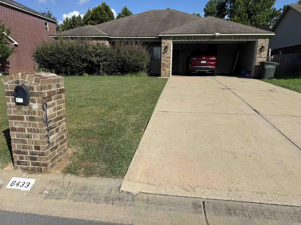 6433 White Oak  Way Dr, North Little Rock