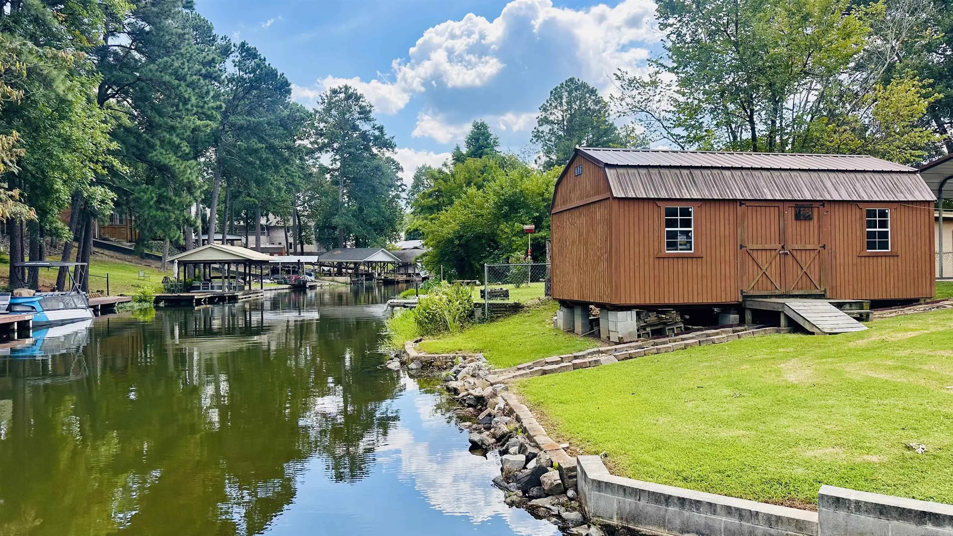 150 Shore Acres Drive, Hot Springs