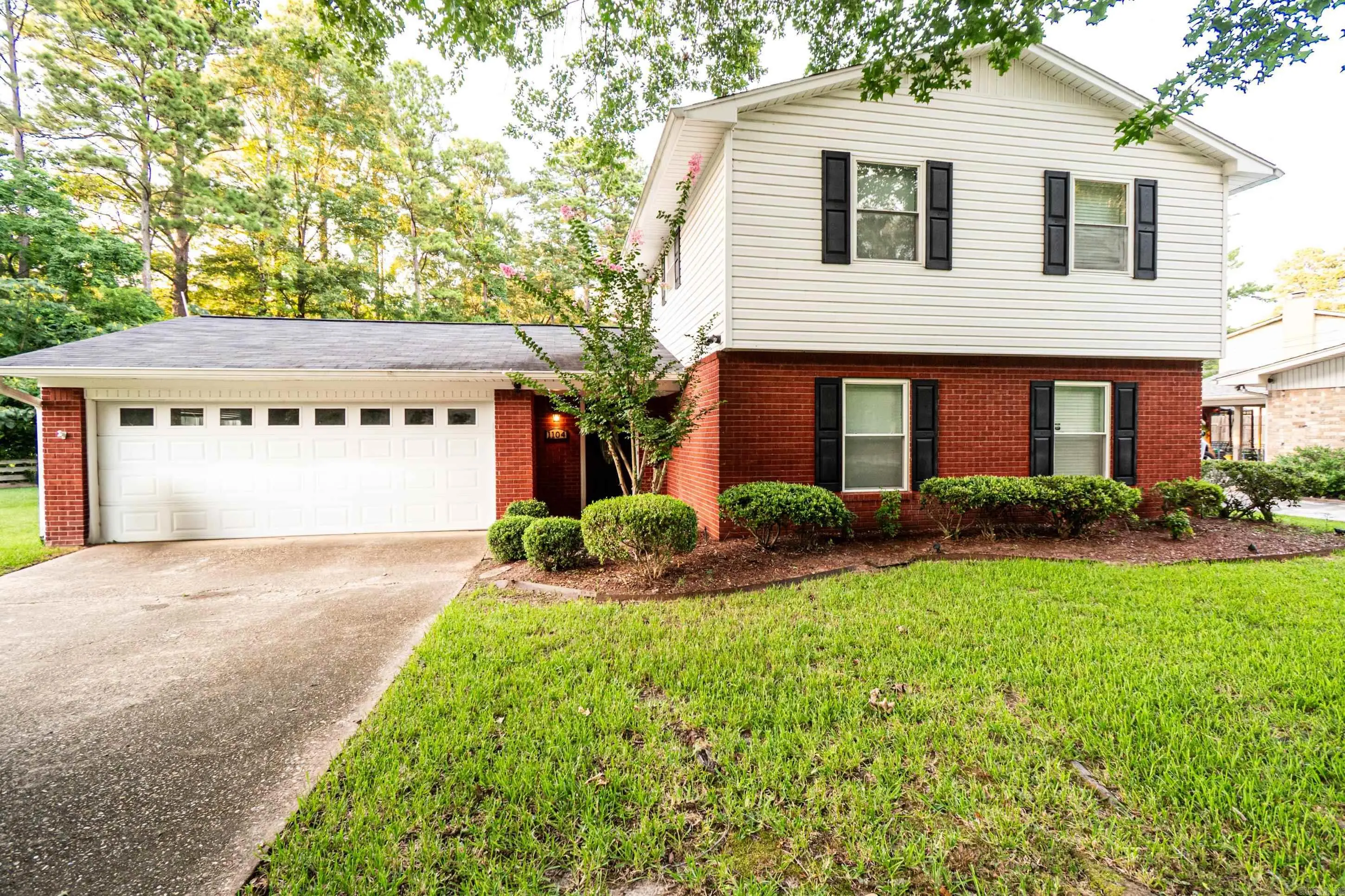 1104 Glenwood Dr, El Dorado