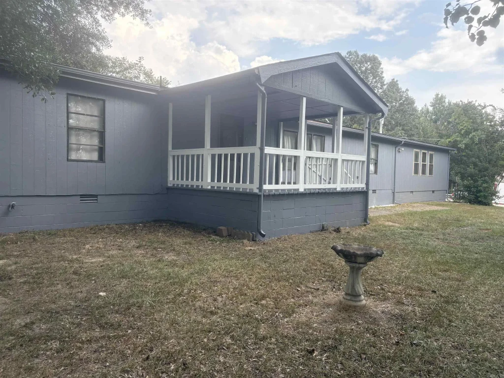 810 Troutman Rd, Benton