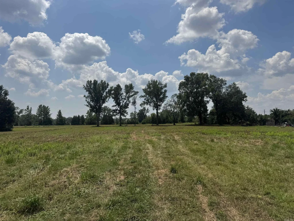 9215 Jacksonville Conway Road, Jacksonville