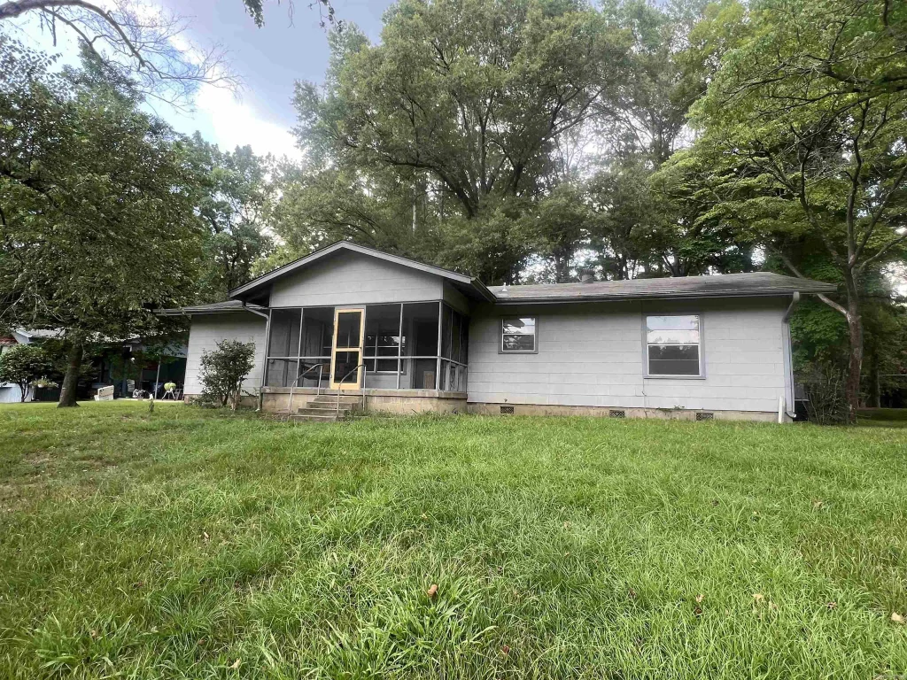 131 Snug Harbor Circle, Hot Springs