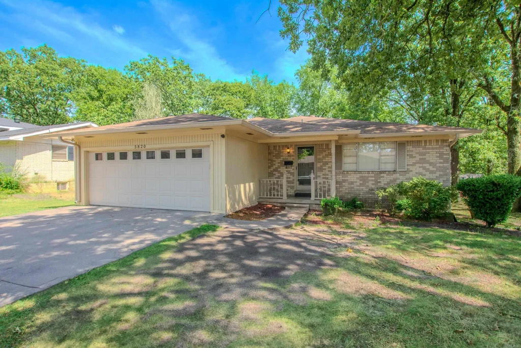 5820 Greenhurst Drive, North Little Rock