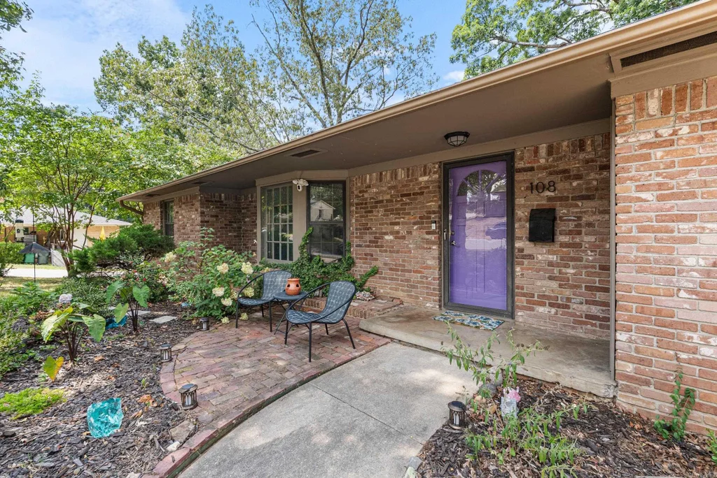 108 Indian Trail, Little Rock