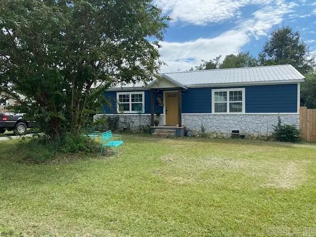 2804 Westmoreland, Mena