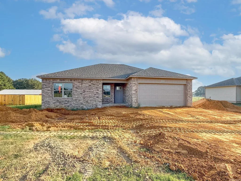 111 Lloyd Henderson Road, Beebe