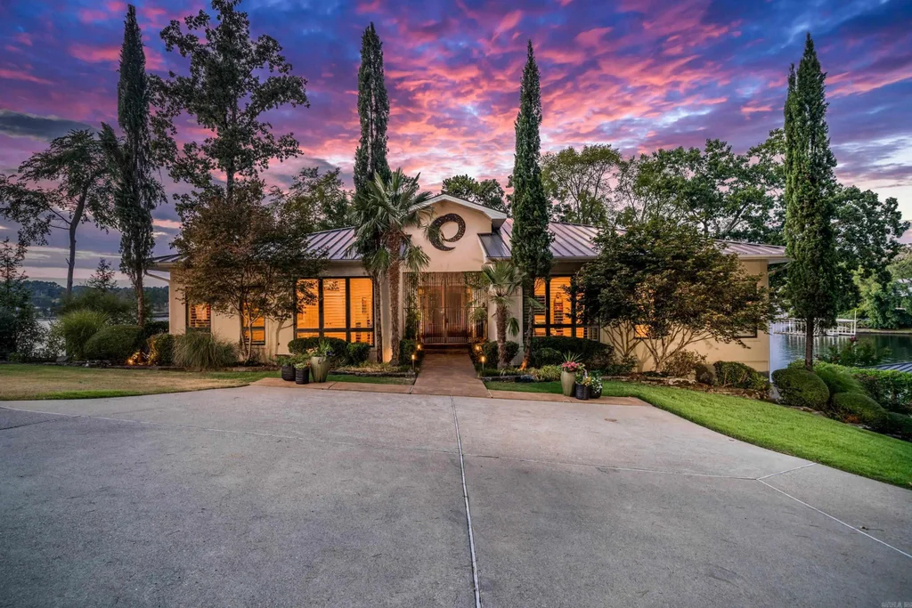 720 Bayshore, Hot Springs