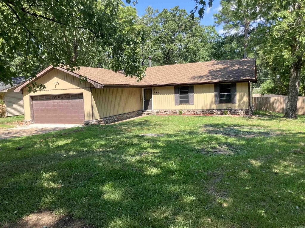 715 Rosewood, Benton