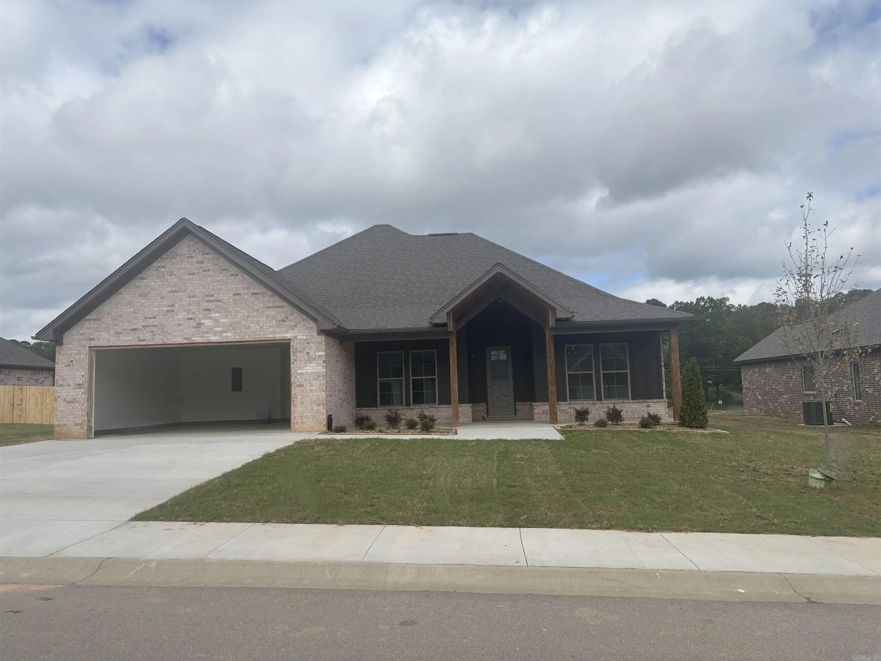 113 Harmony Village, Haskell