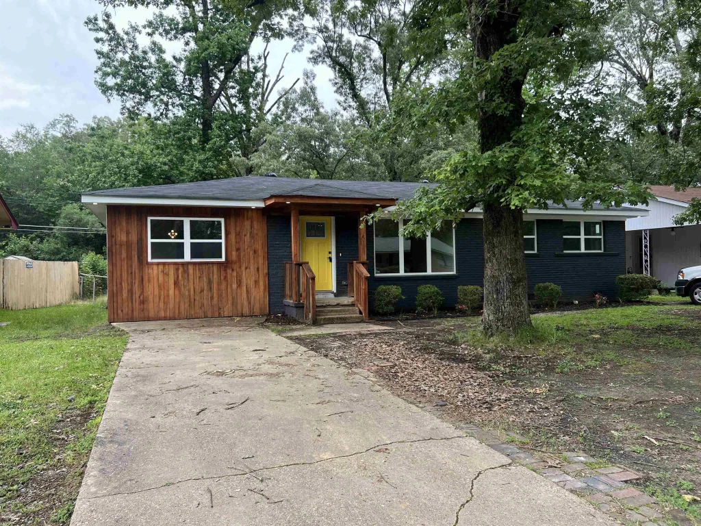 2913 Edgewood Drive, Pine Bluff