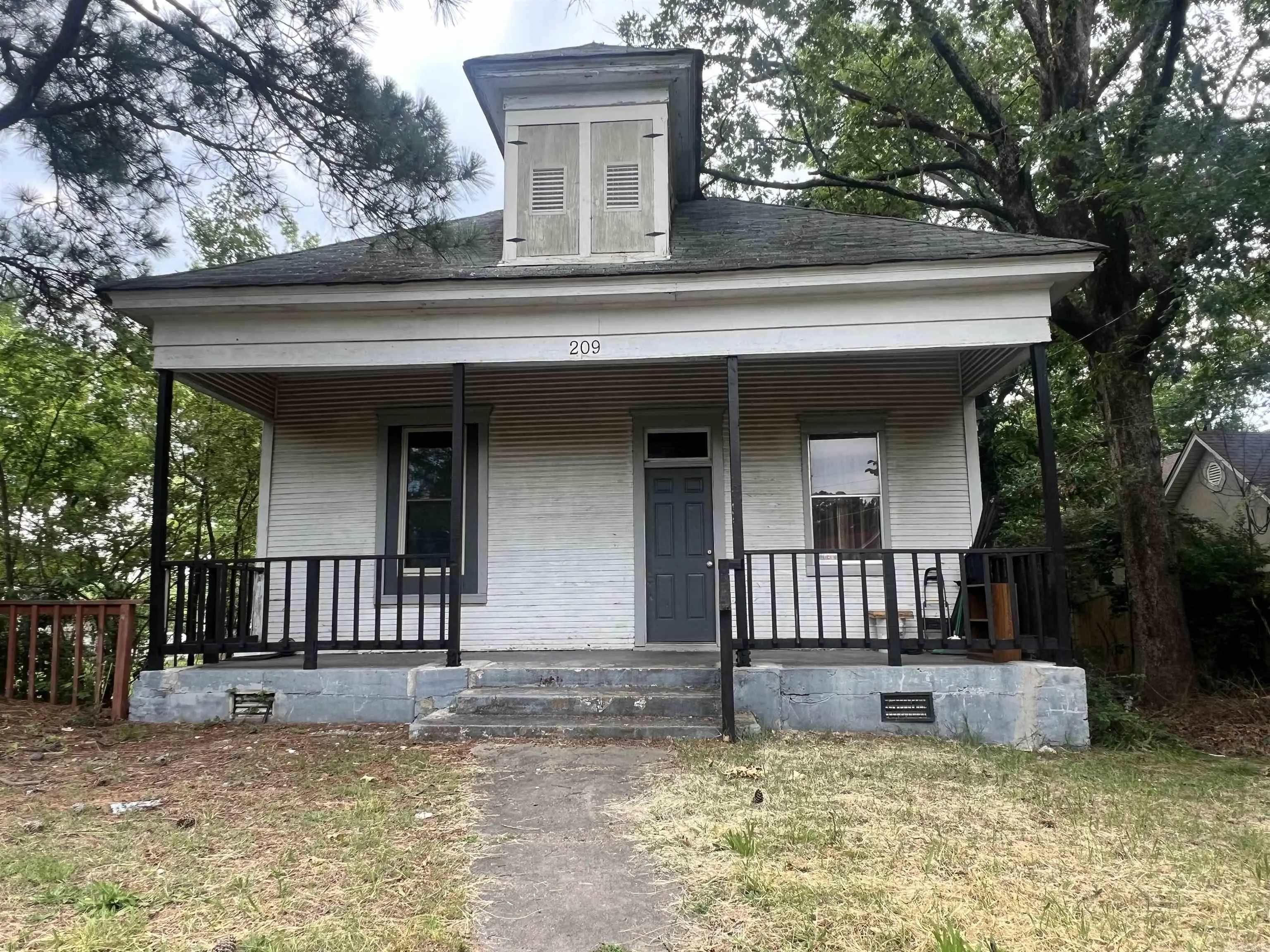 209 Oakcliff St, Hot Springs