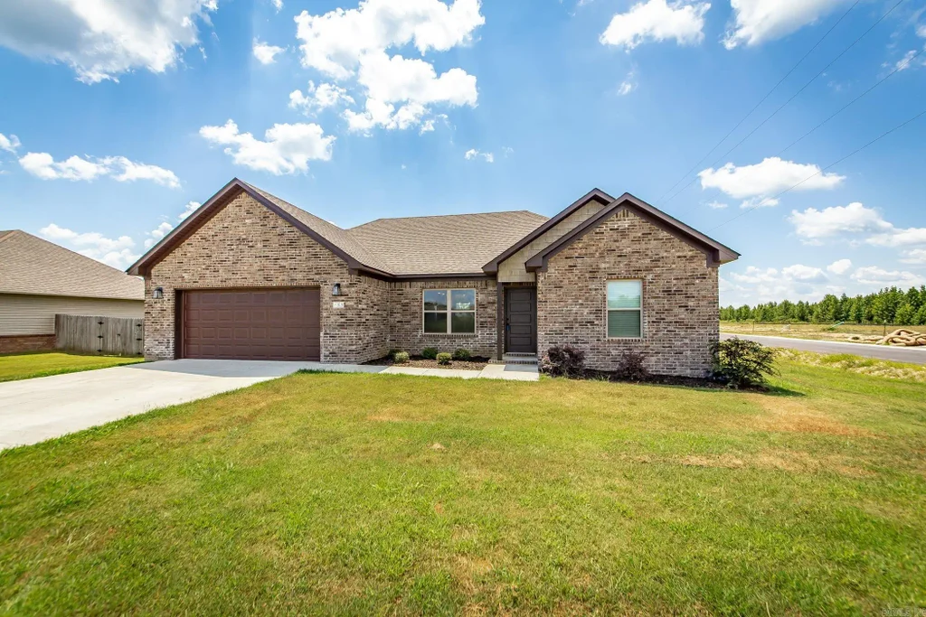 155 Lloyd Henderson Drive, Beebe
