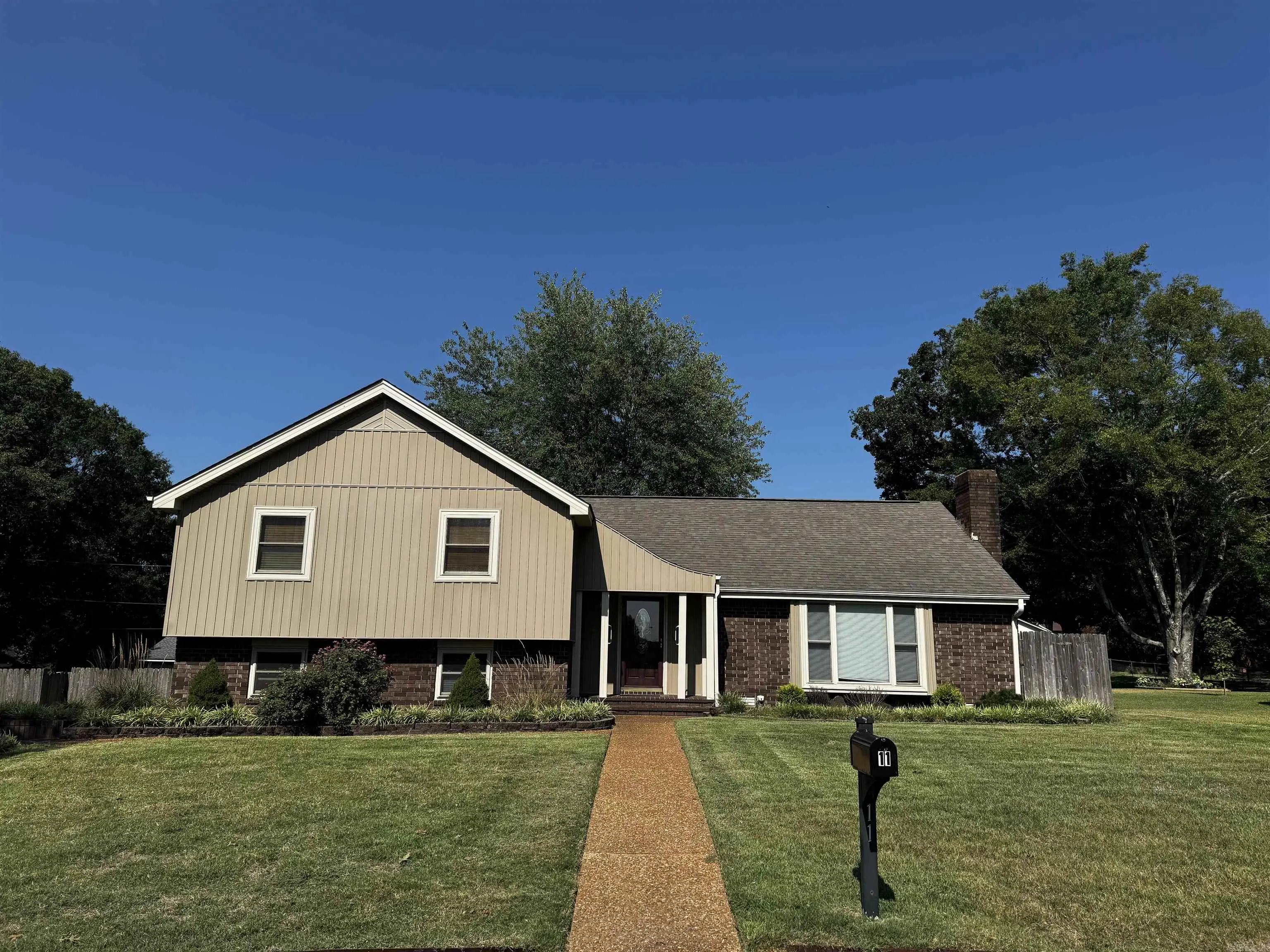 11 Jenny Lynn, Searcy