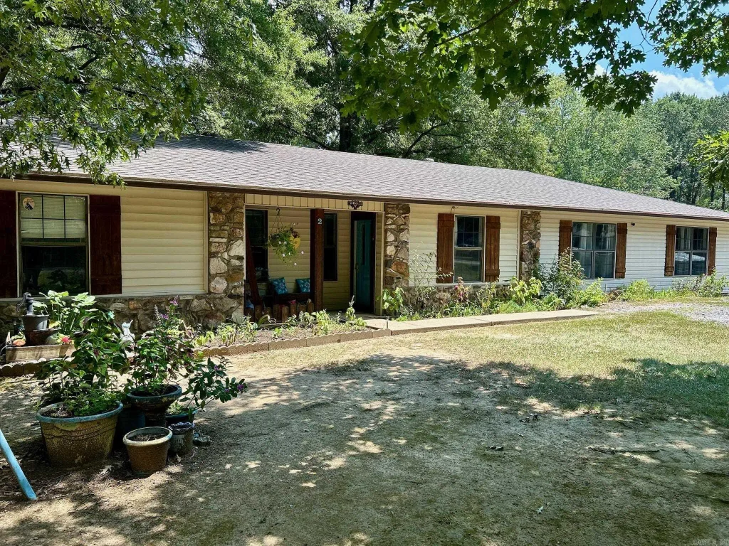 2 Brien Drive, Conway