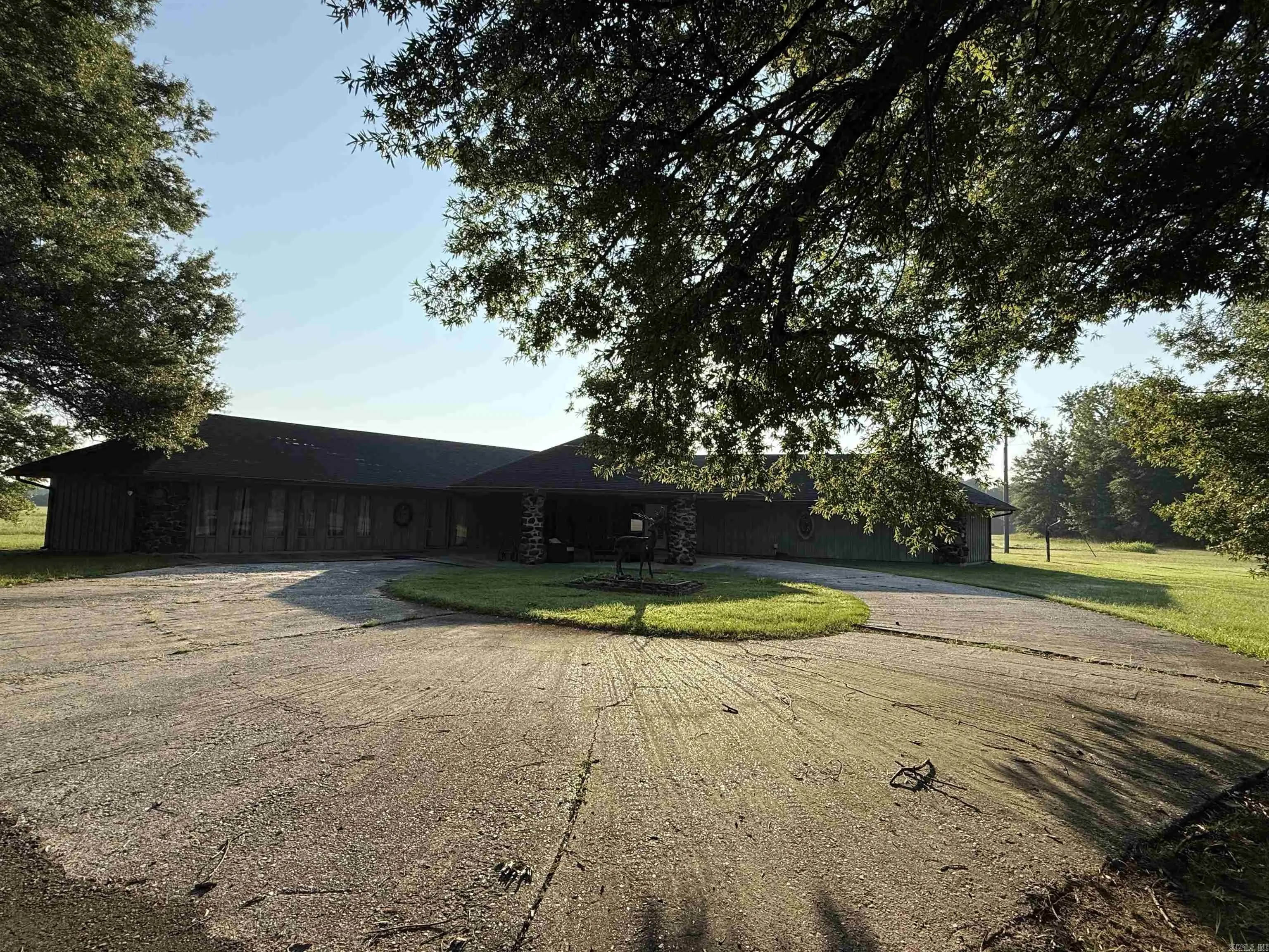 1421 Hwy 195 N, Blevins