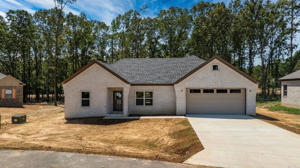 75 Turkey Roost Drive, Quitman