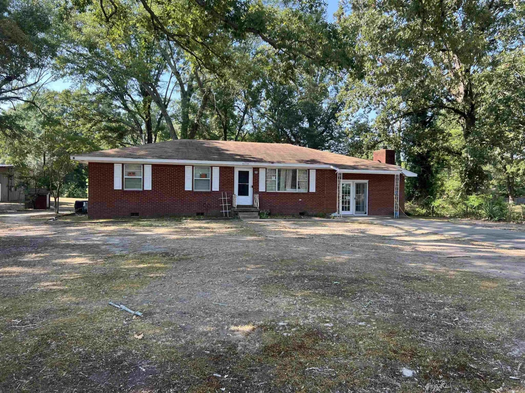 5411 Chapel Gardens, Pine Bluff