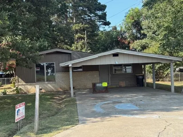 1017 E Nichols, England