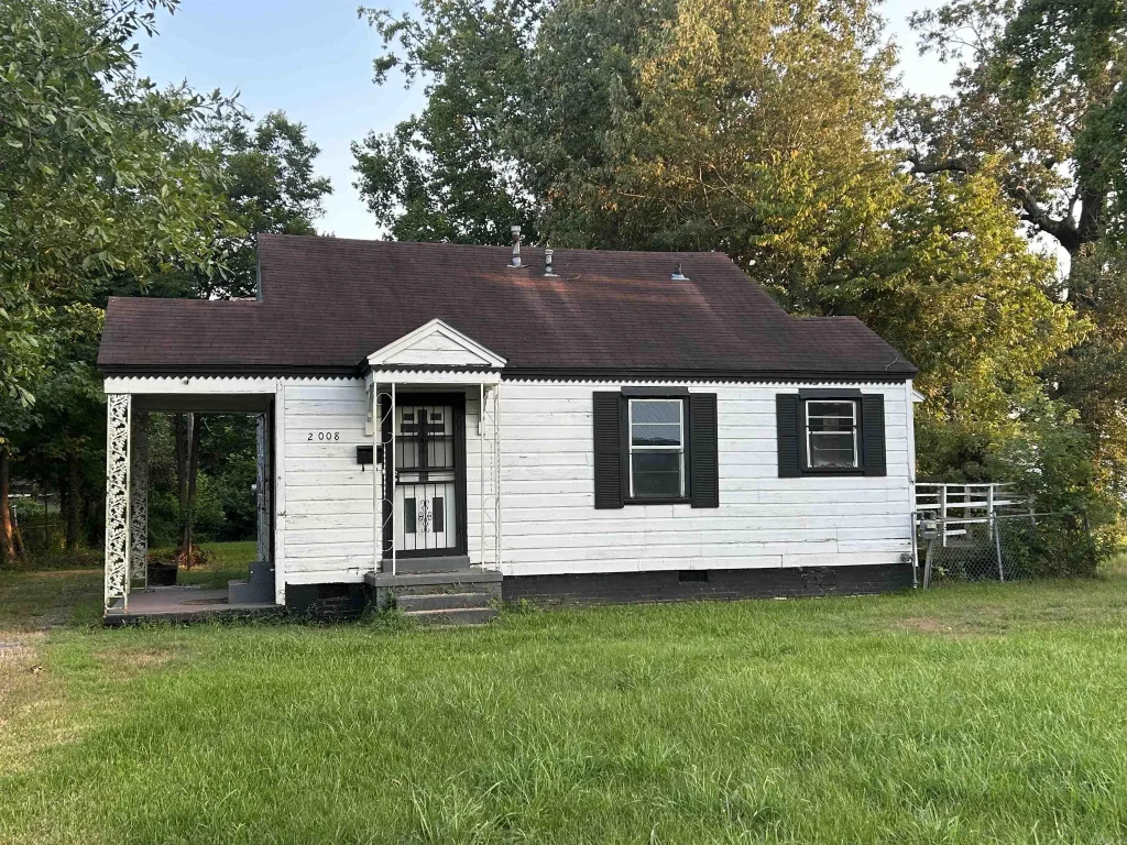 2008 W 26th Ave, Pine Bluff