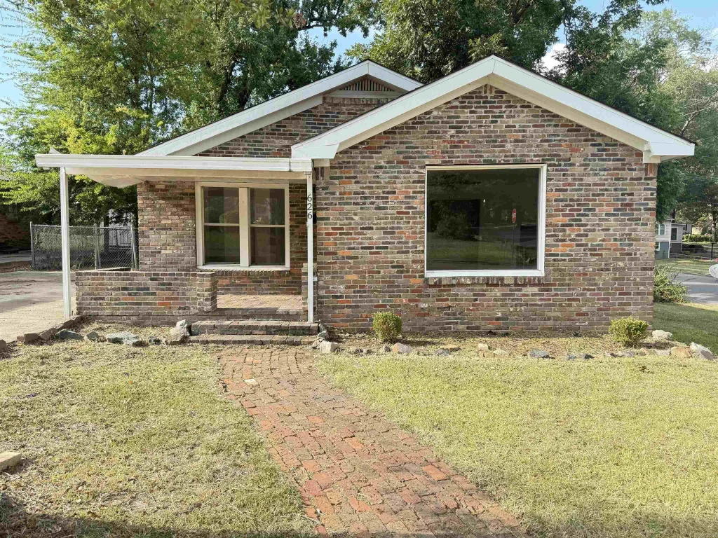 626 E 5th Street, El Dorado