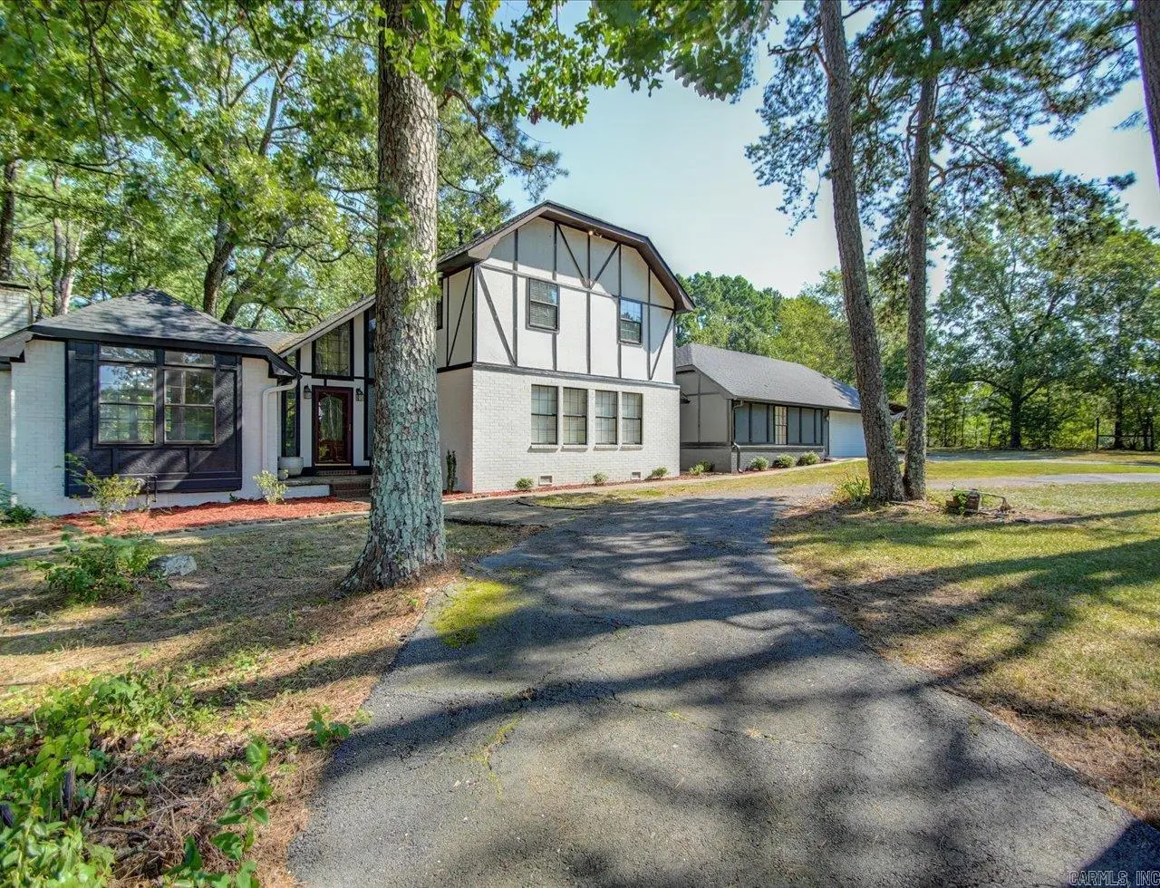 127 Carnation Place, Hot Springs