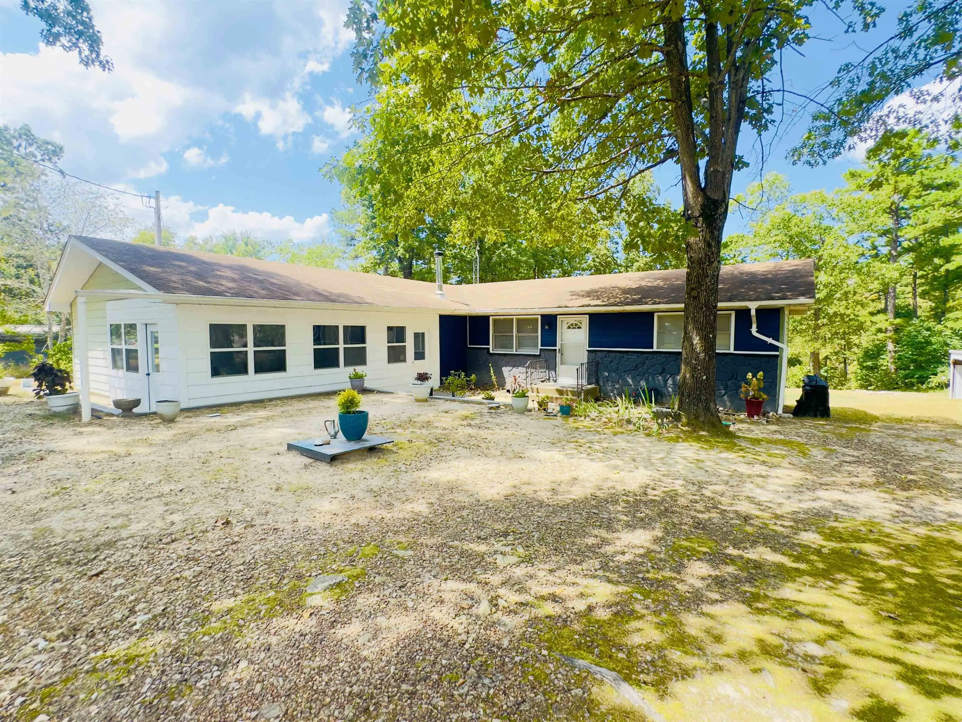 3648 Jordan Road, Norfork