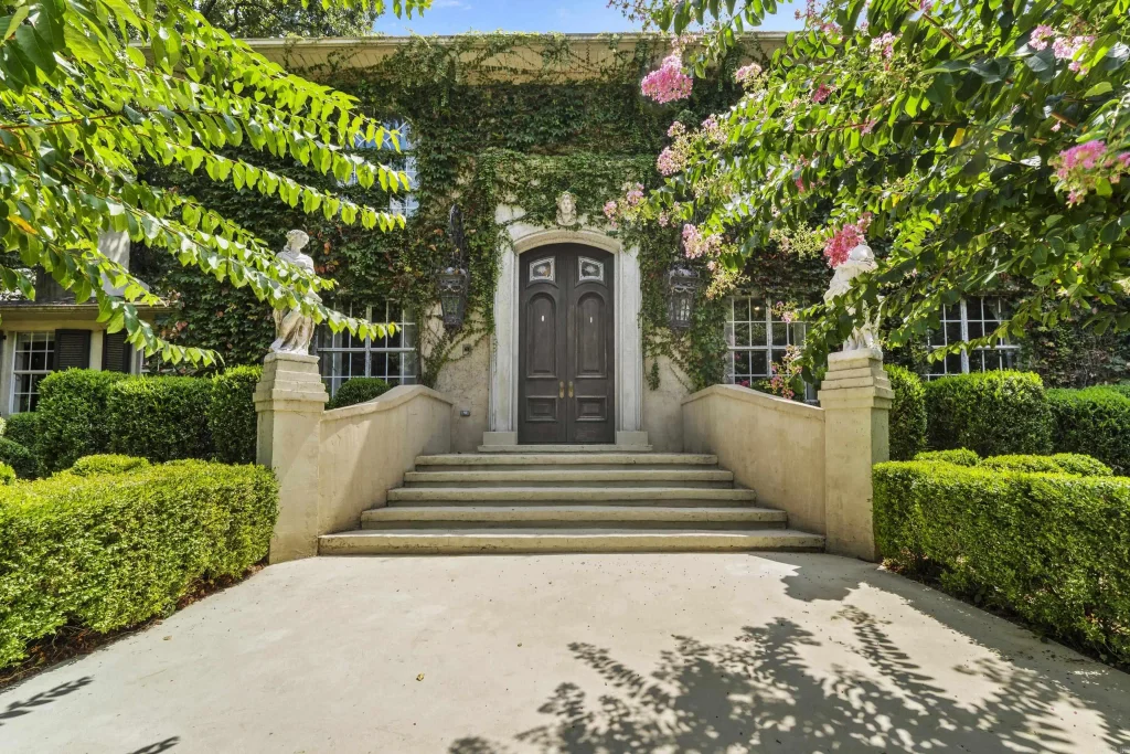 3107 Stermer, Conway